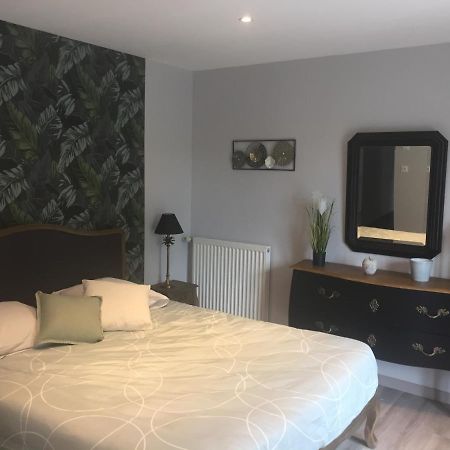 Cote Jardin Des Charmilles Bed and Breakfast Quettehou Buitenkant foto